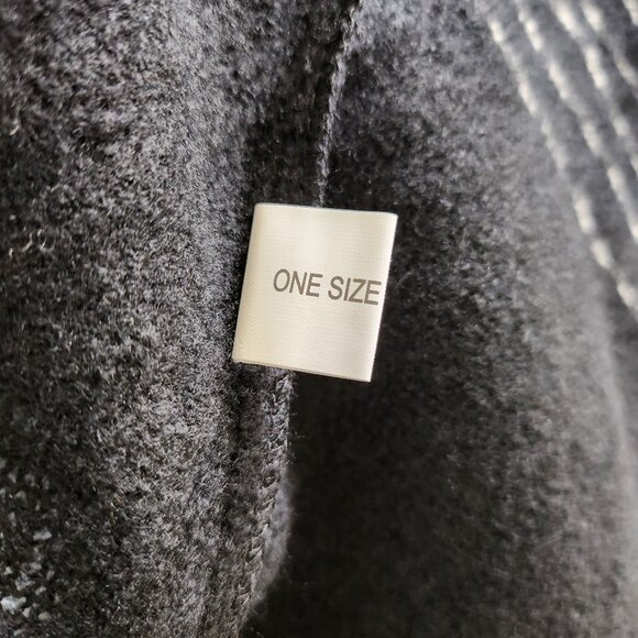 Black & Grey Poncho style Shawl - Picture 6 of 8